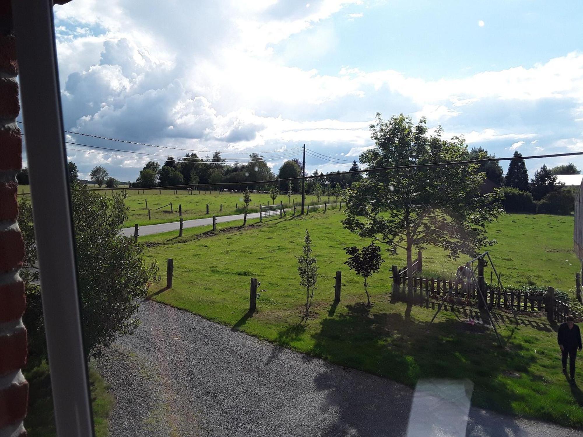 Pretty Farmhouse In Houffalize With Courtyard المظهر الخارجي الصورة